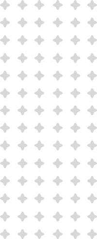 Freier Trauerredner Schweiz 5 Blumengesteck mit weißen und rosa Blüten, umgeben von grünen Blättern, auf einem Tisch a